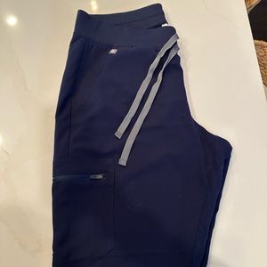 FIGS Zamora Jogger Scrub Pants - Navy